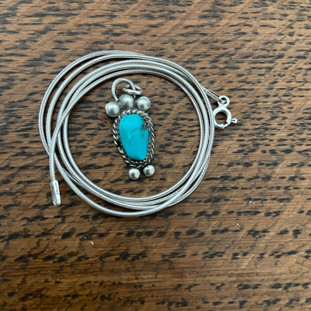 Sterling silver chain with turquoise pendant